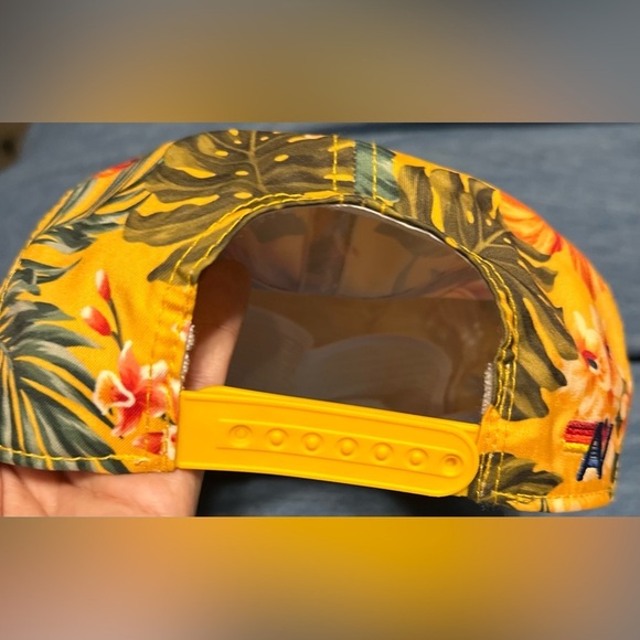 ‼️Rare‼️?AVIATOR NATION?Signature Malibu Vintage Safari Low-Rise Trucker in Gold main image 9